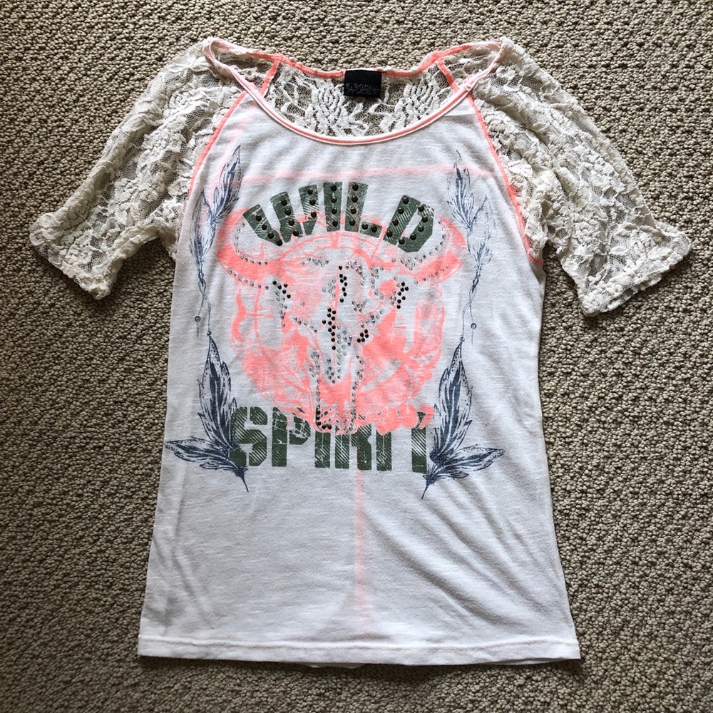 Buckle Top